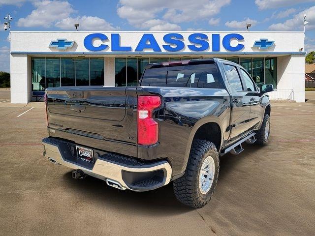 Chevrolet Silverado 1500 LT Crew Cab 4WD 2026