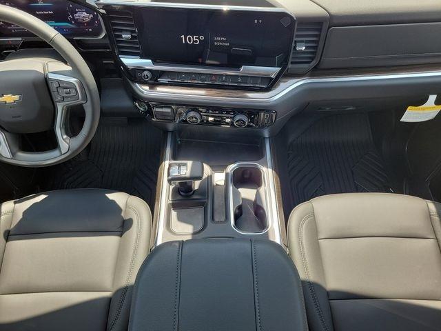 Chevrolet Silverado 1500 LT Crew Cab 4WD 2026