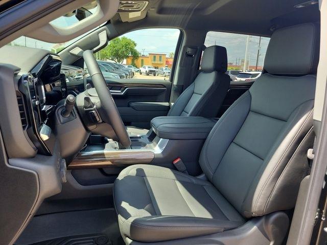 Chevrolet Silverado 1500 LT Crew Cab 4WD 2026