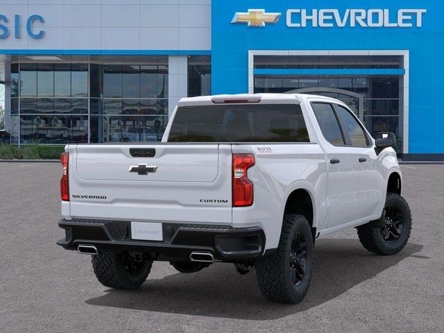 Chevrolet Silverado 1500 Trail Boss Custom Crew Cab 4WD 2026