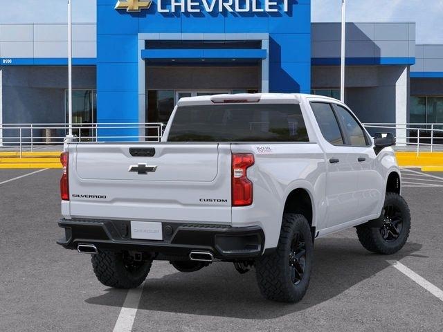 Chevrolet Silverado 1500 Trail Boss Custom Crew Cab 4WD 2026