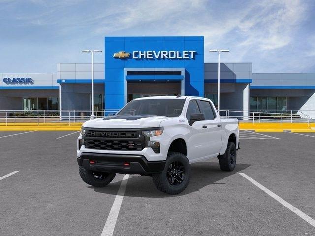 Chevrolet Silverado 1500 Trail Boss Custom Crew Cab 4WD 2026