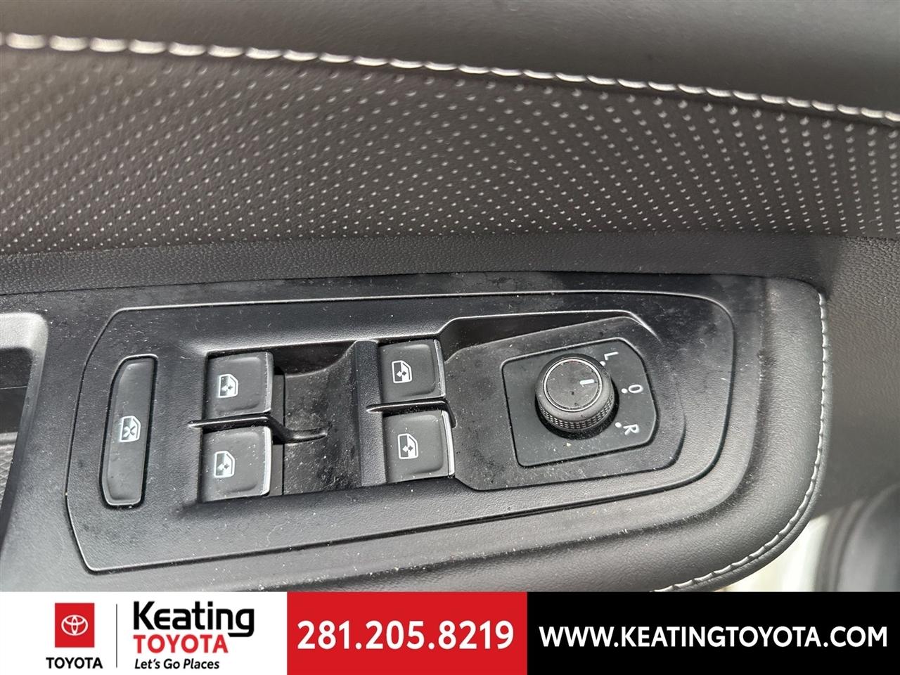 Volkswagen Atlas SE w/Technology 2025