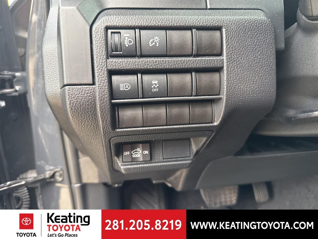 Toyota Tacoma SR Double Cab 4WD 2025