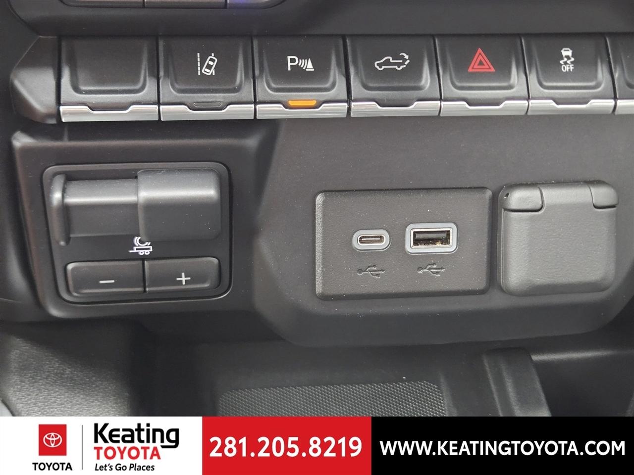 GMC Sierra 2500HD Denali Crew Cab 4WD SB 2022