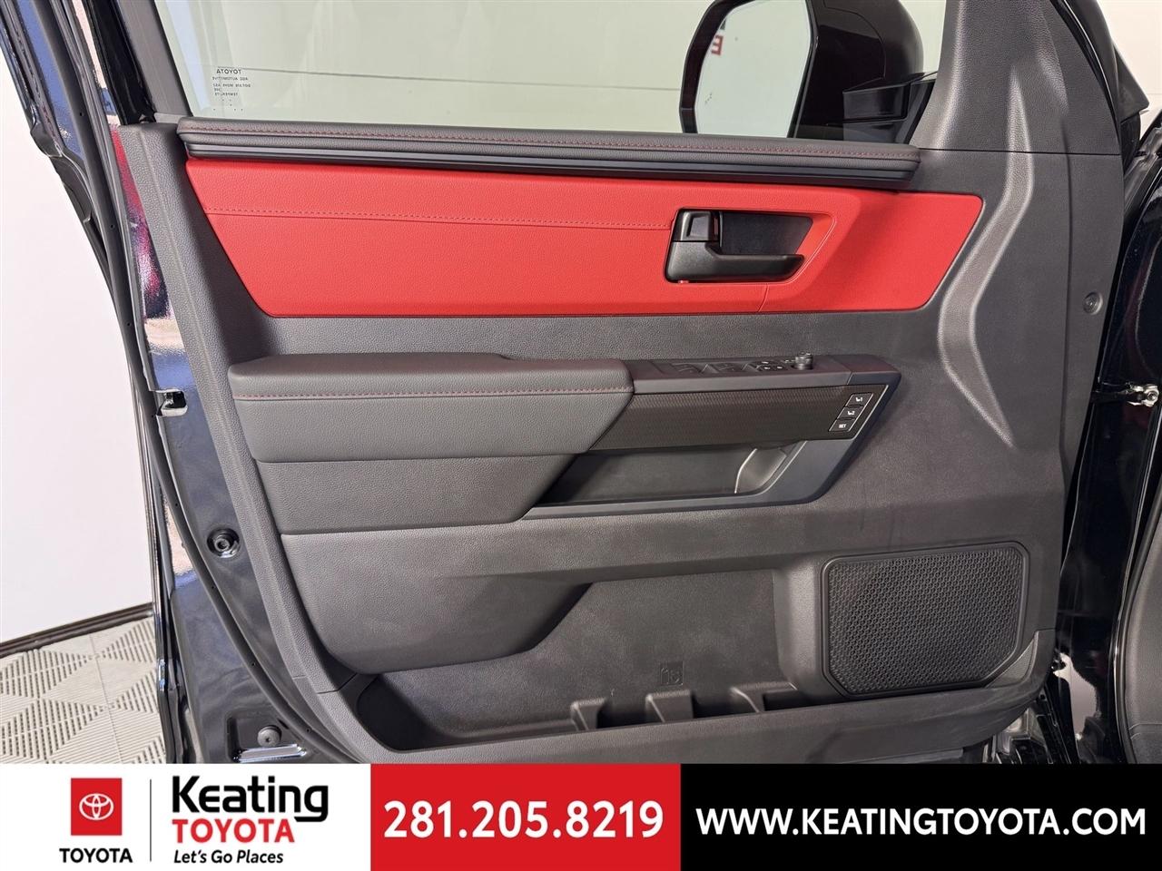 Toyota Tundra TRD PRO CrewMax 4WD Hybrid 2026