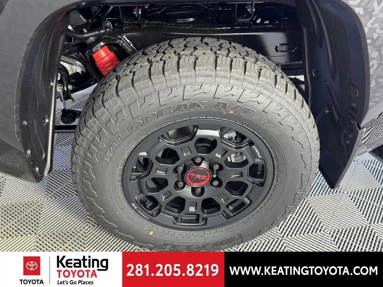 Toyota Tundra TRD PRO CrewMax 4WD Hybrid 2026