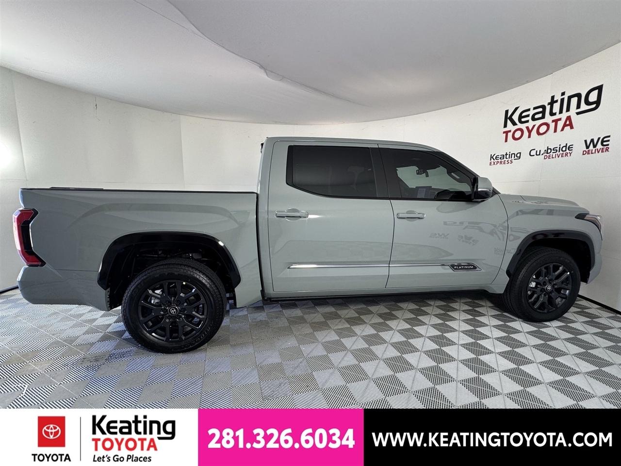 Toyota Tundra Platinum CrewMax 4WD 2026