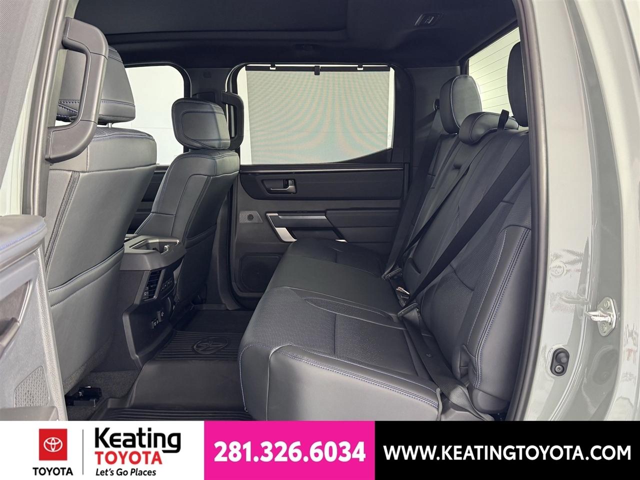 Toyota Tundra Platinum CrewMax 4WD 2026