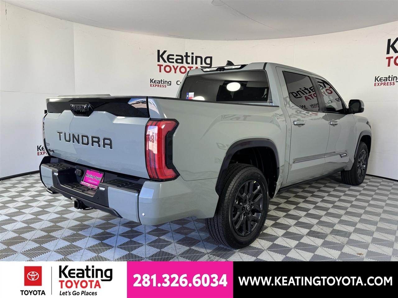 Toyota Tundra Platinum CrewMax 4WD 2026