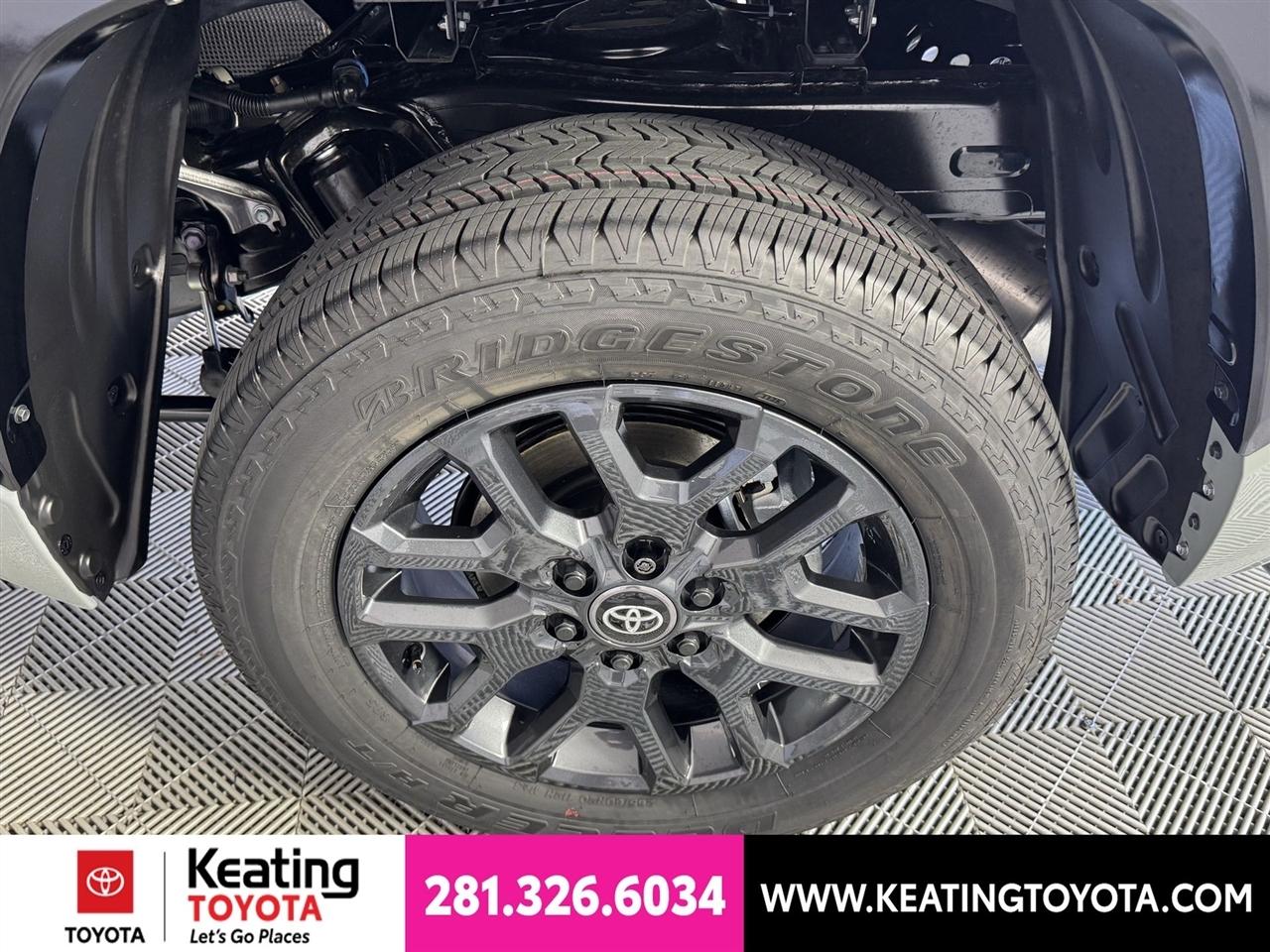 Toyota Tundra Platinum CrewMax 4WD 2026