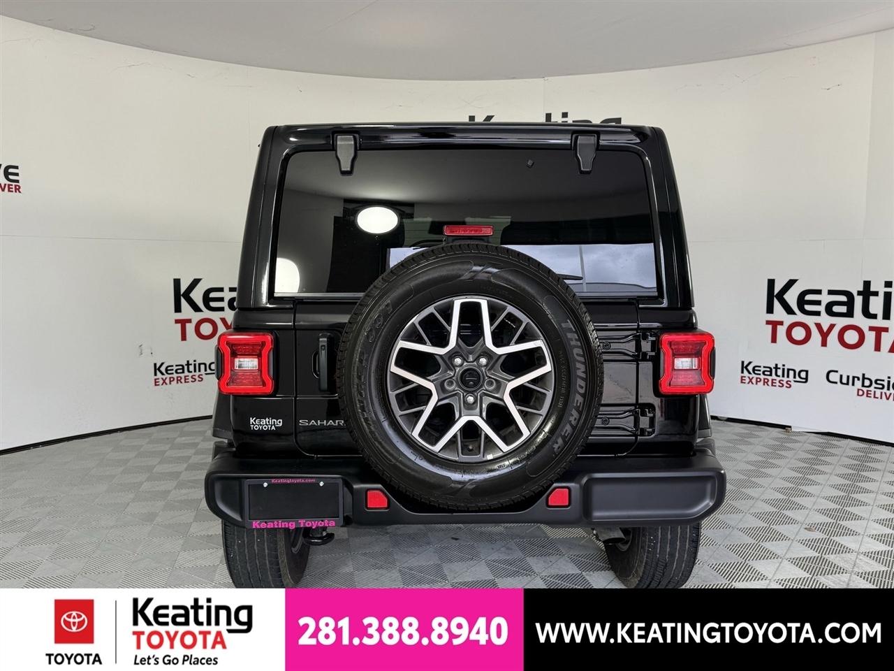 Jeep Wrangler Sahara 2025