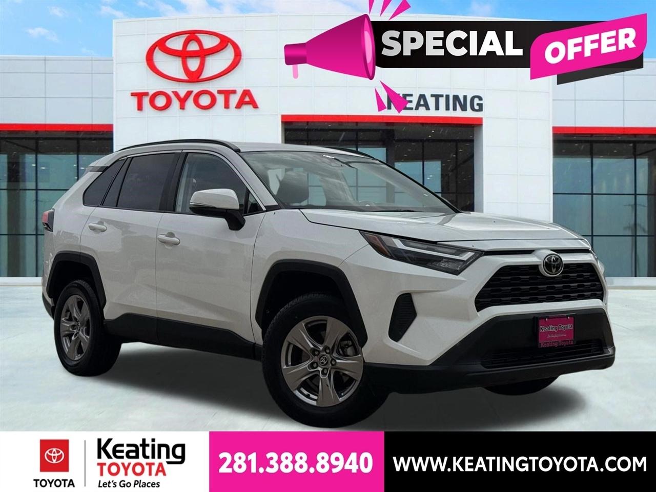 Toyota RAV4 XLE 2025
