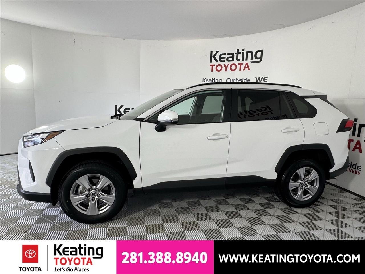 Toyota RAV4 XLE 2025