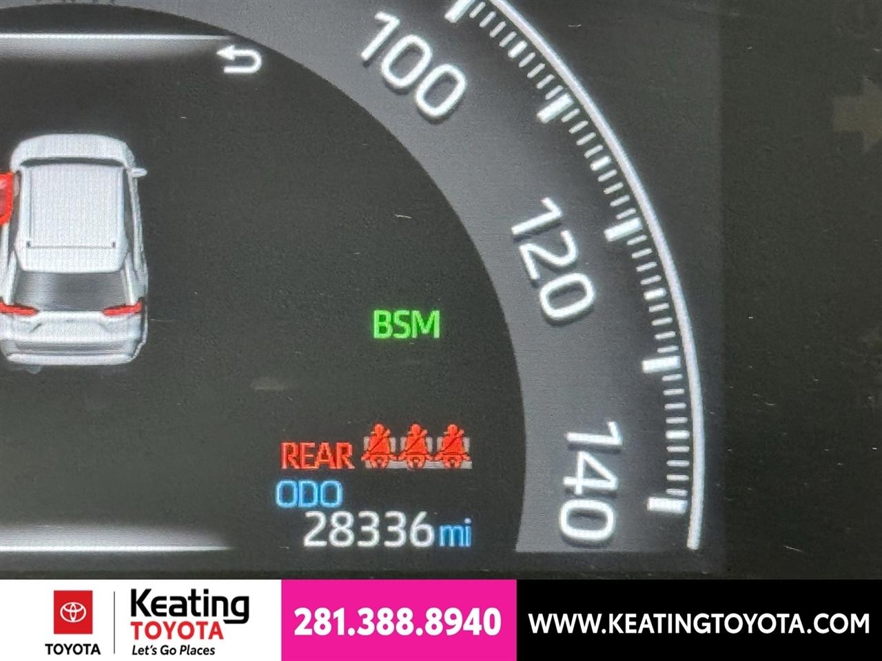 Toyota RAV4 XLE 2025