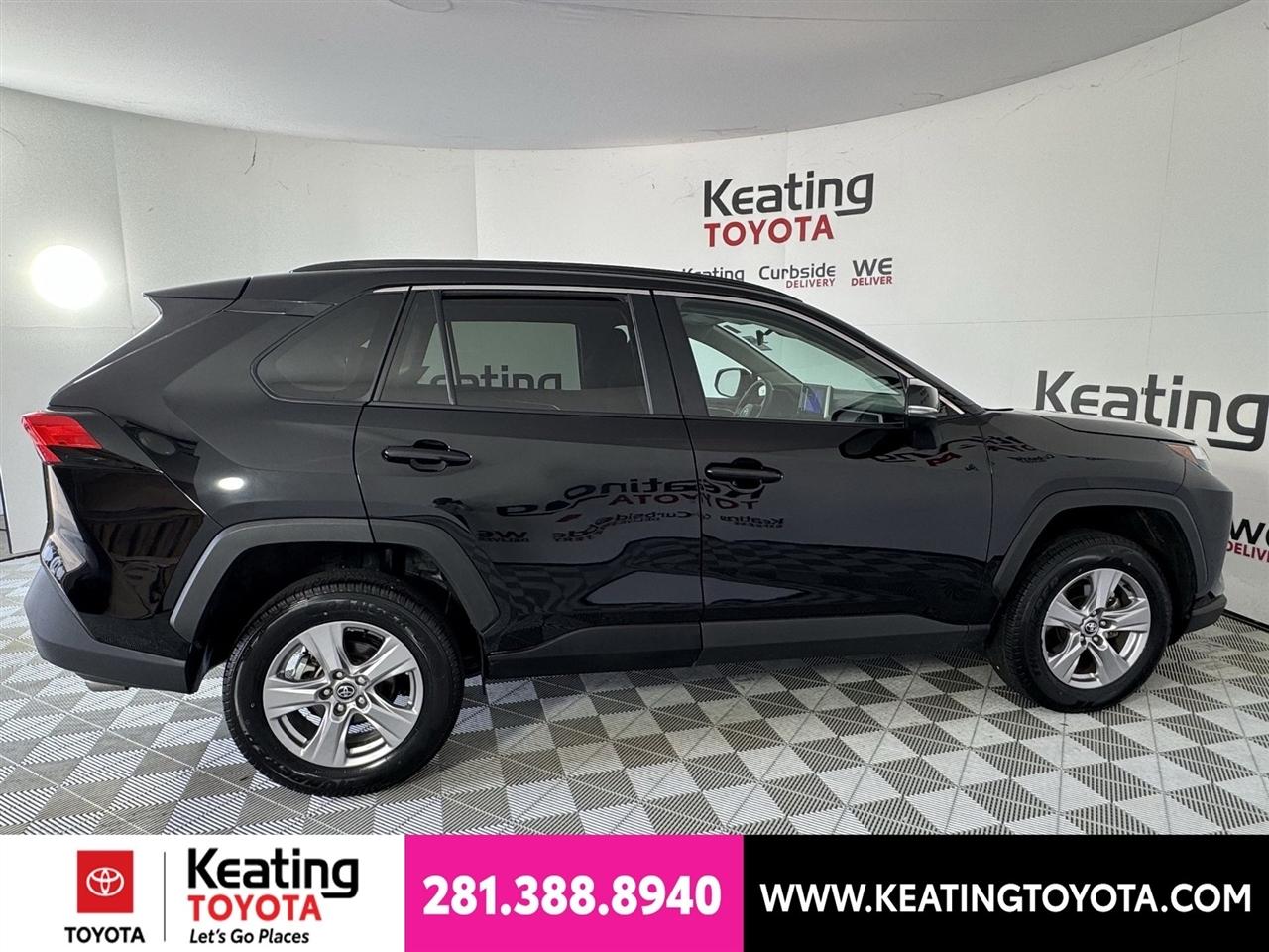 Toyota RAV4 XLE AWD 2025