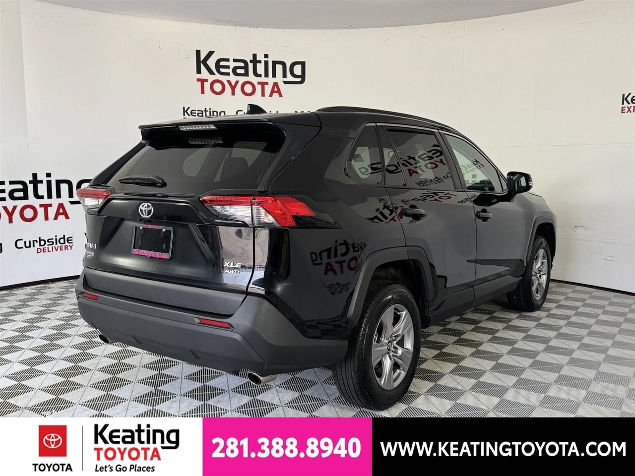 Toyota RAV4 XLE AWD 2025