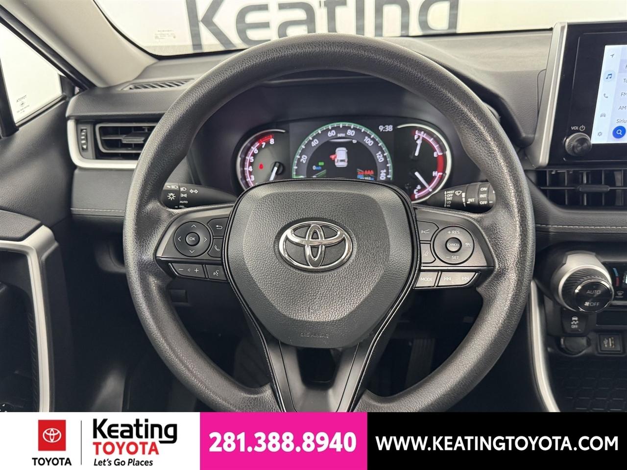 Toyota RAV4 XLE AWD 2025