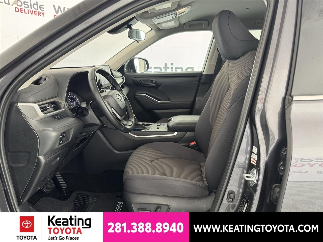 Toyota Highlander XLE 2025