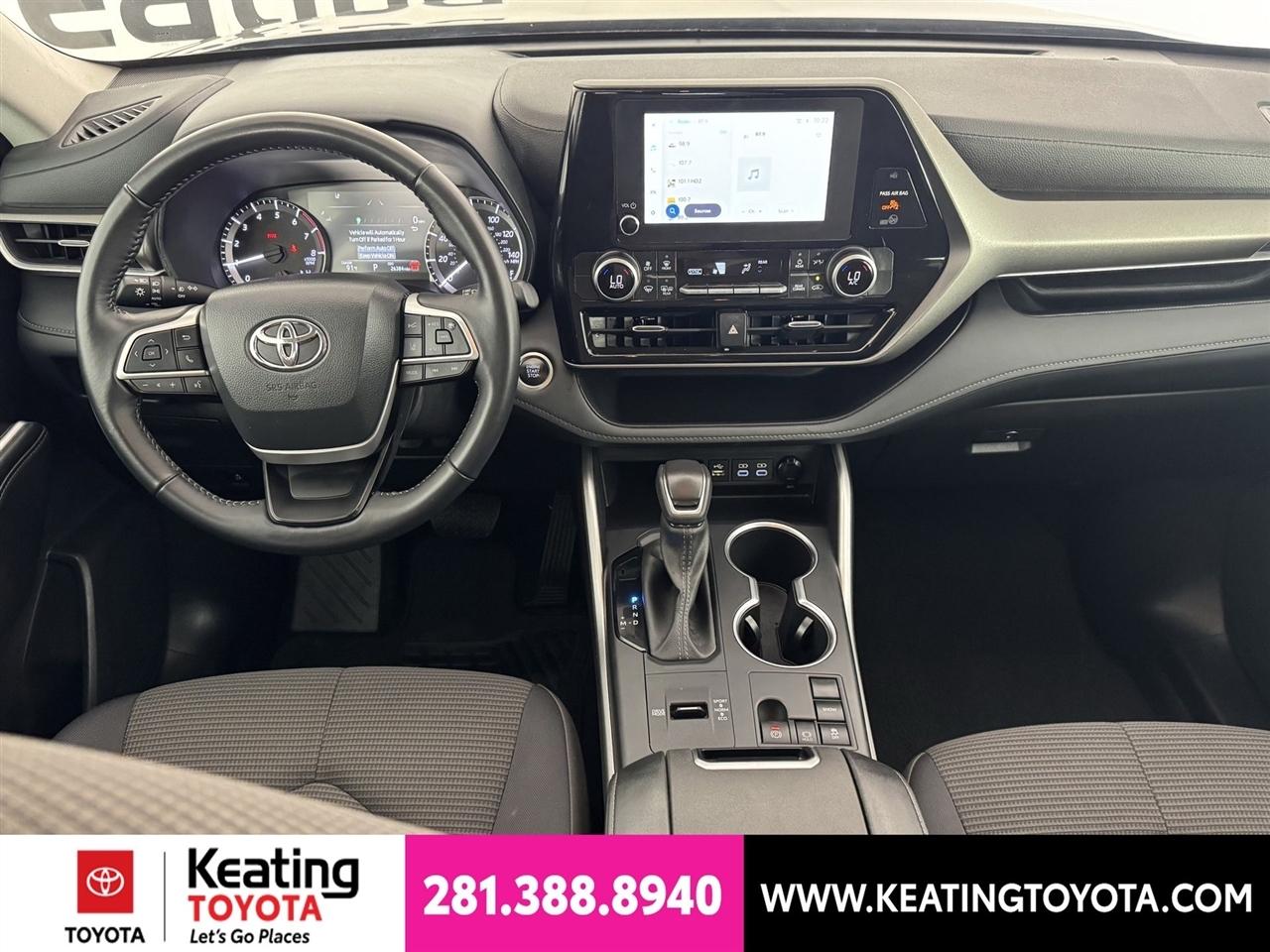 Toyota Highlander XLE 2025