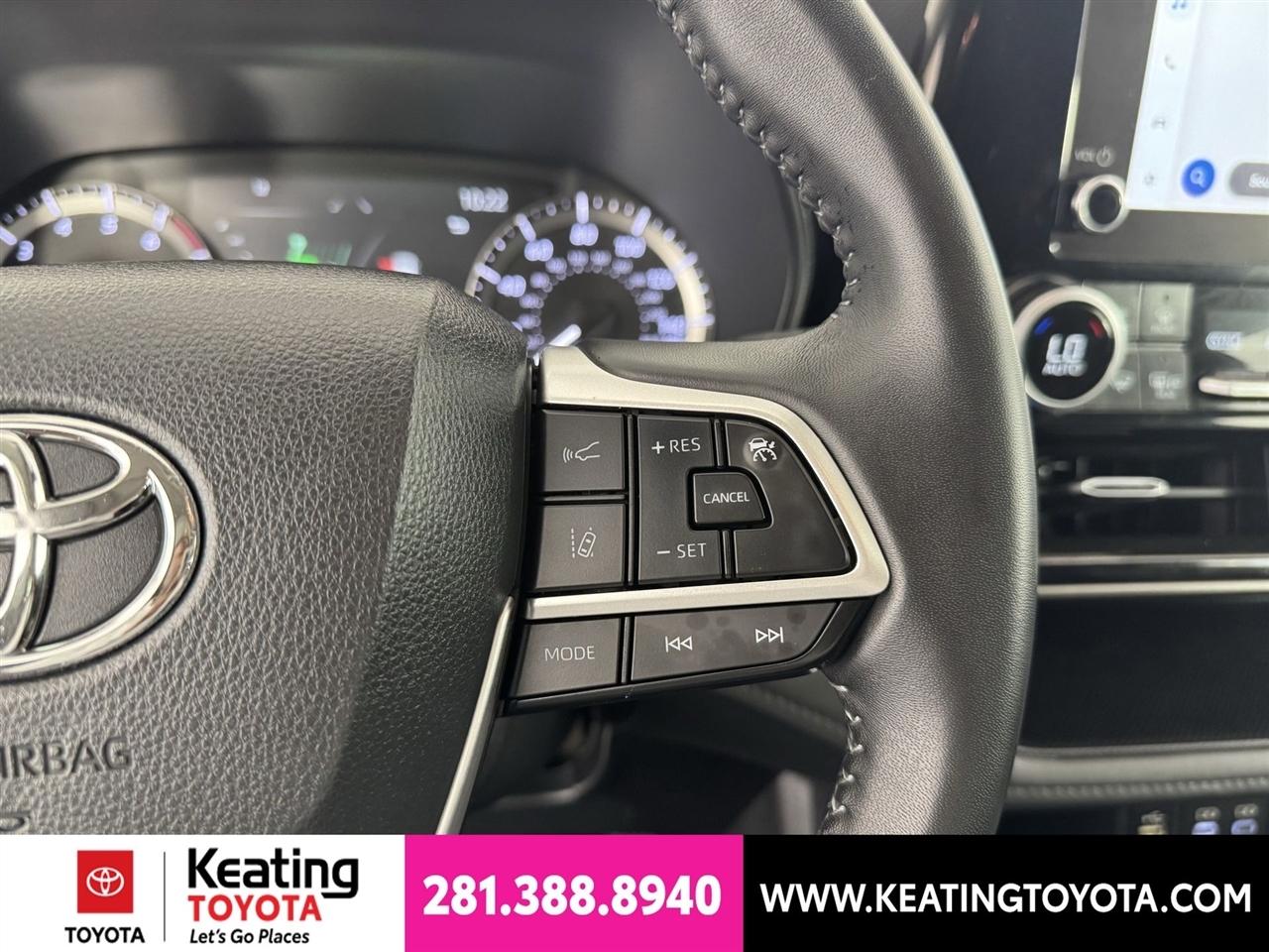 Toyota Highlander XLE 2025