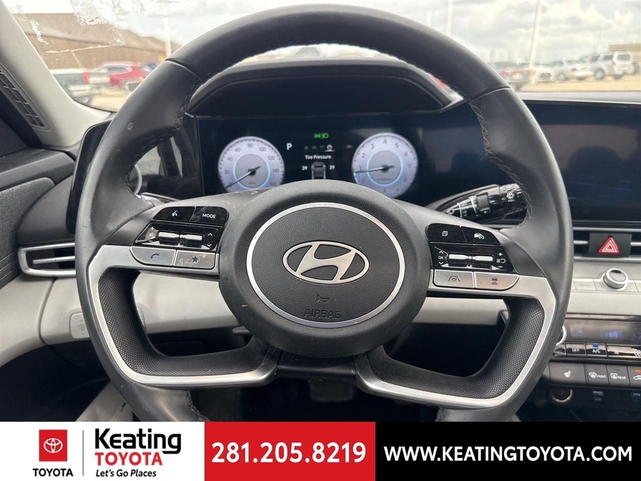 Hyundai Elantra Limited 2025