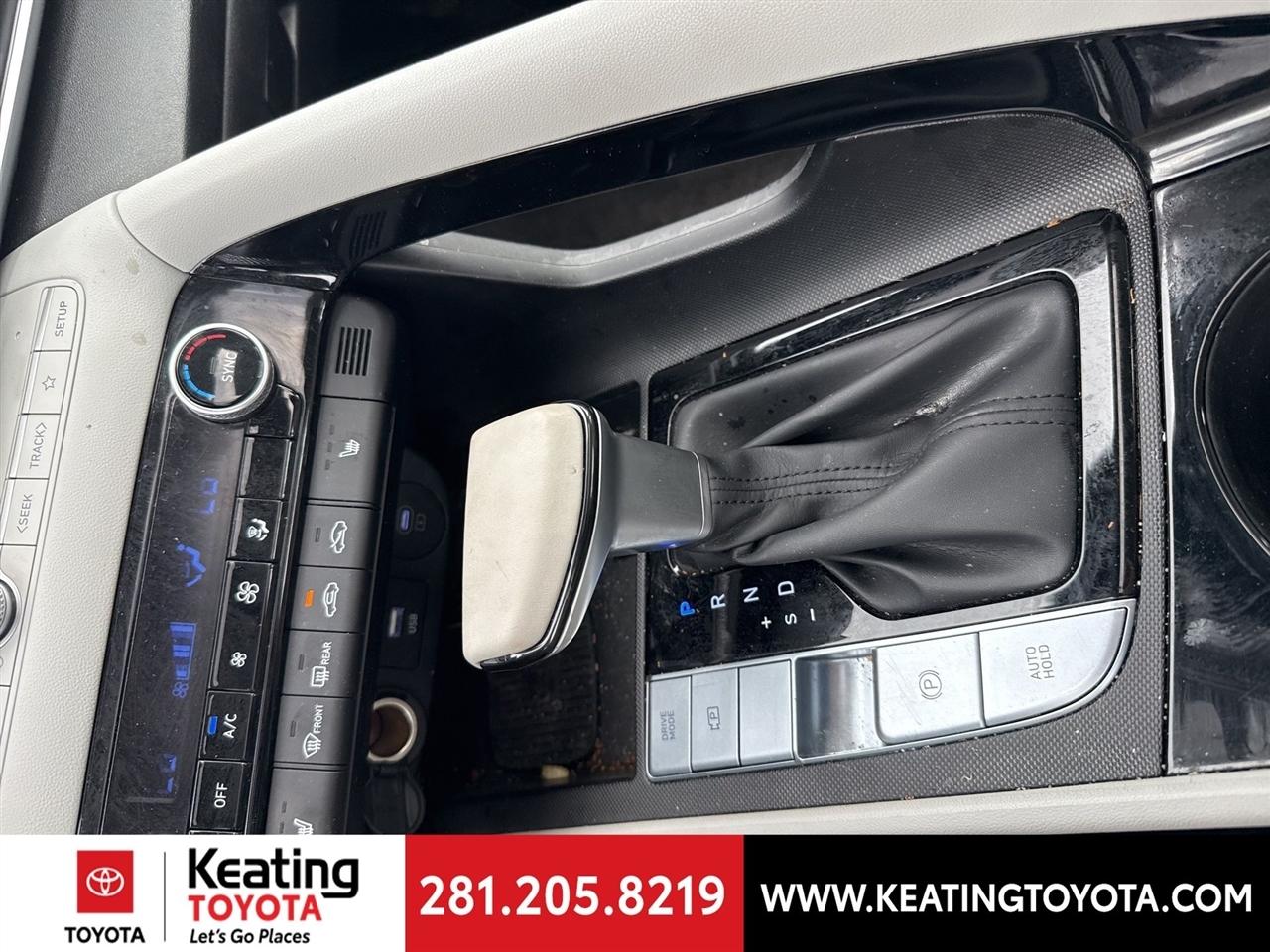 Hyundai Elantra Limited 2025