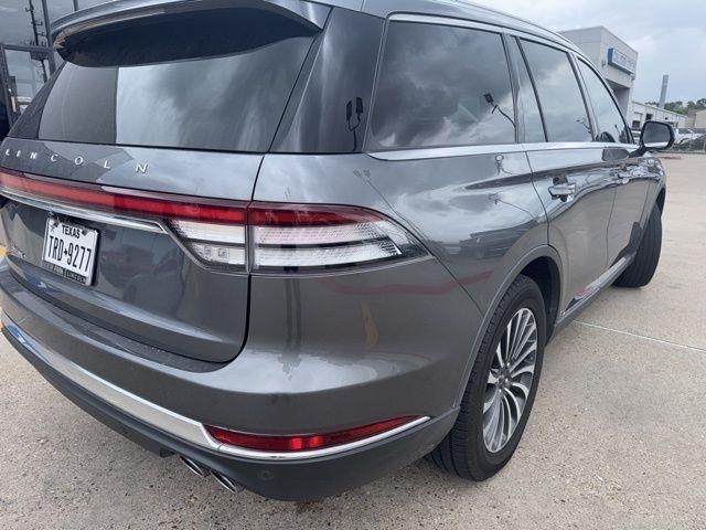 Lincoln Aviator Base AWD 2023
