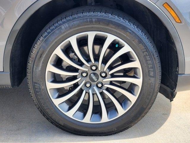 Lincoln Aviator Base AWD 2023