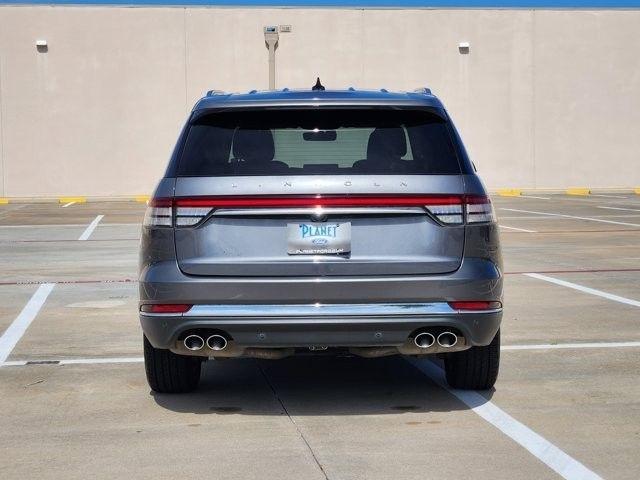Lincoln Aviator Base AWD 2023