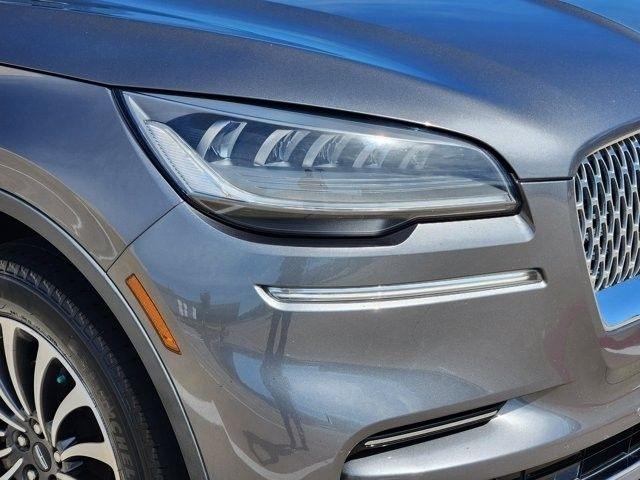 Lincoln Aviator Base AWD 2023