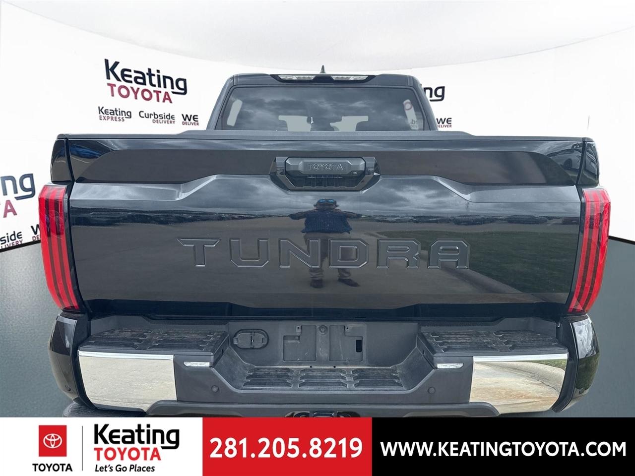 Toyota Tundra SR5 CrewMax 2WD 2024