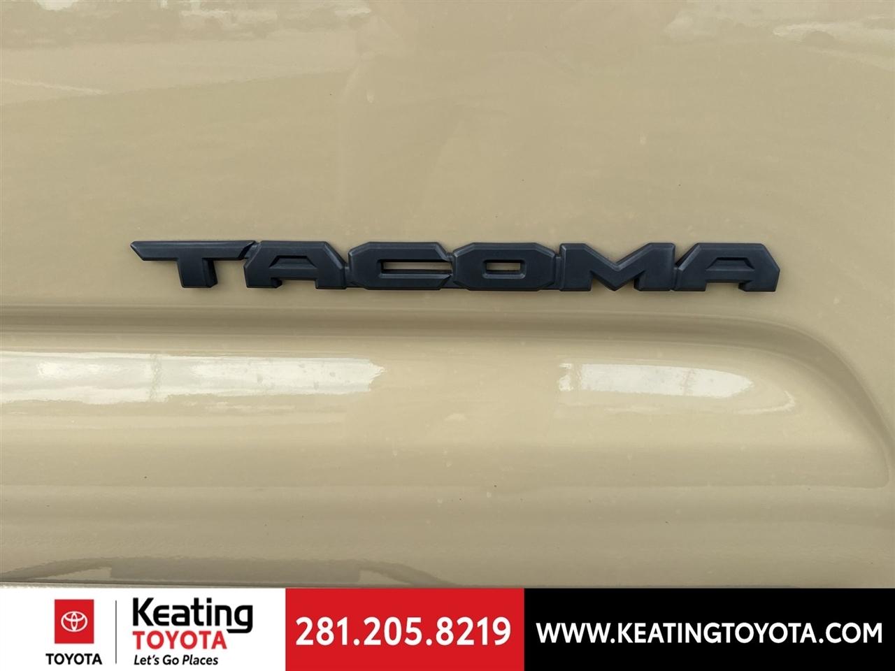 Toyota Tacoma SR5 Double Cab Long Bed V6 6AT 2WD 2017