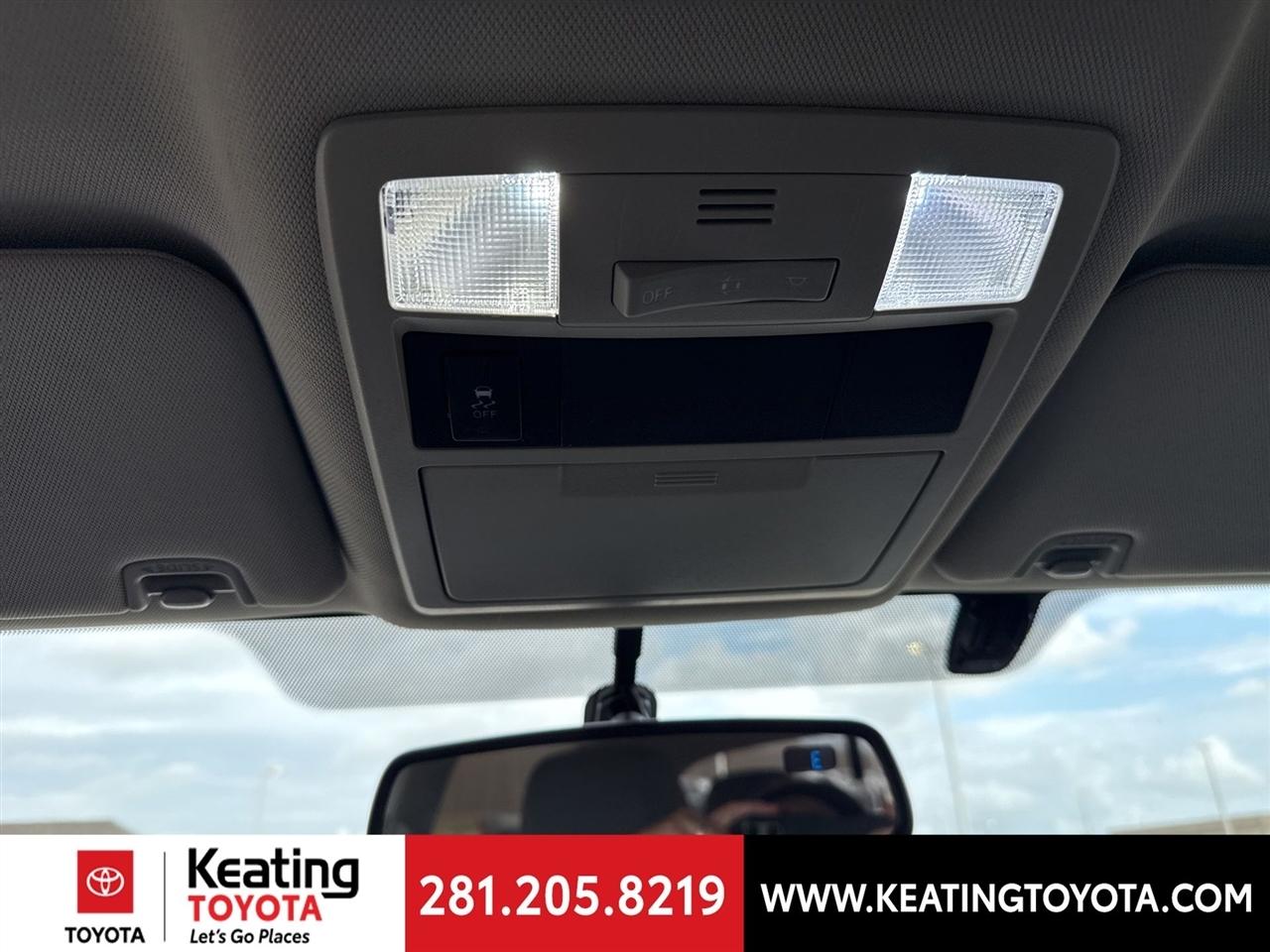 Toyota Tacoma SR5 Double Cab Long Bed V6 6AT 2WD 2017