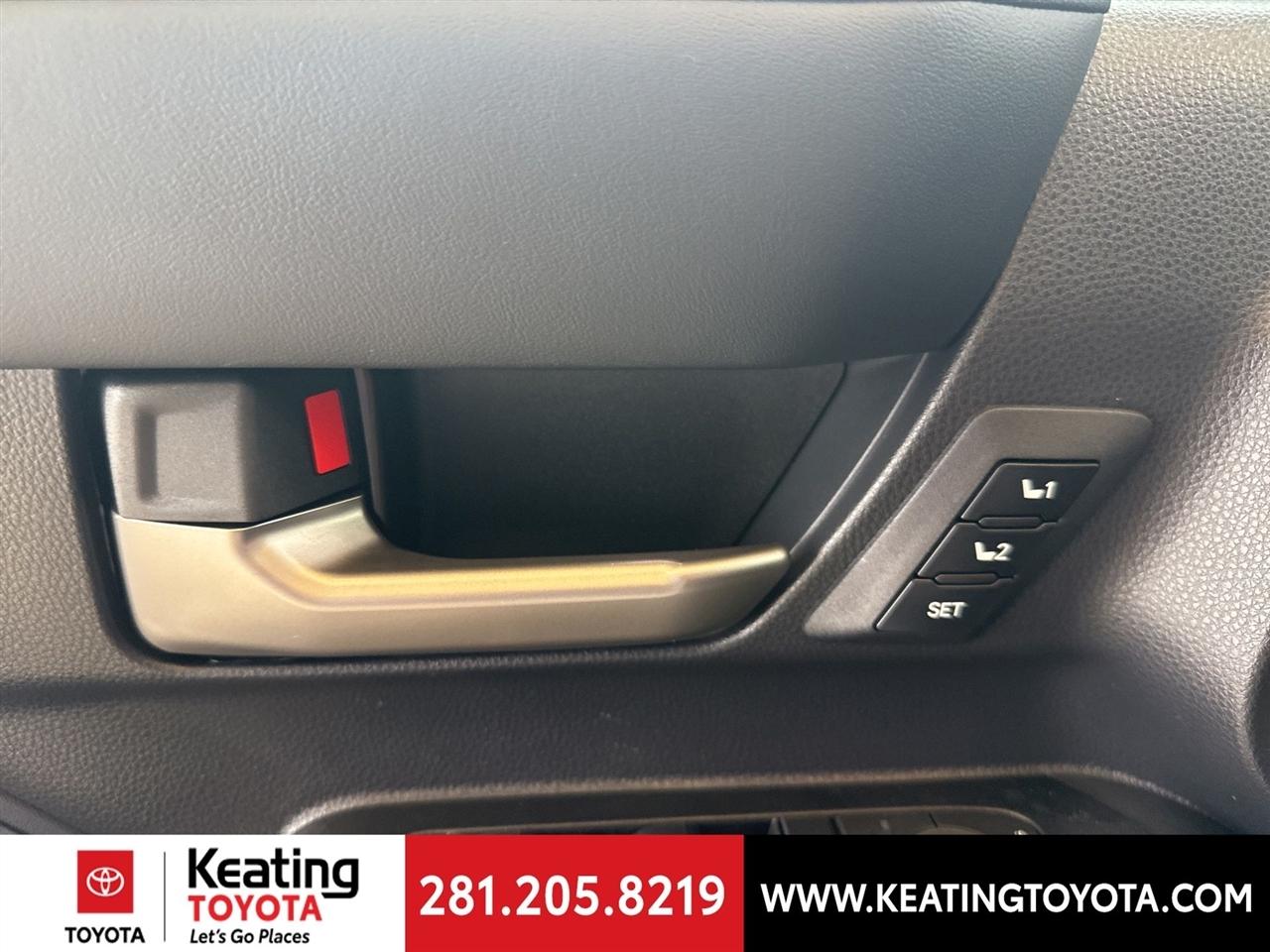 Toyota 4Runner Limited 4WD 2025