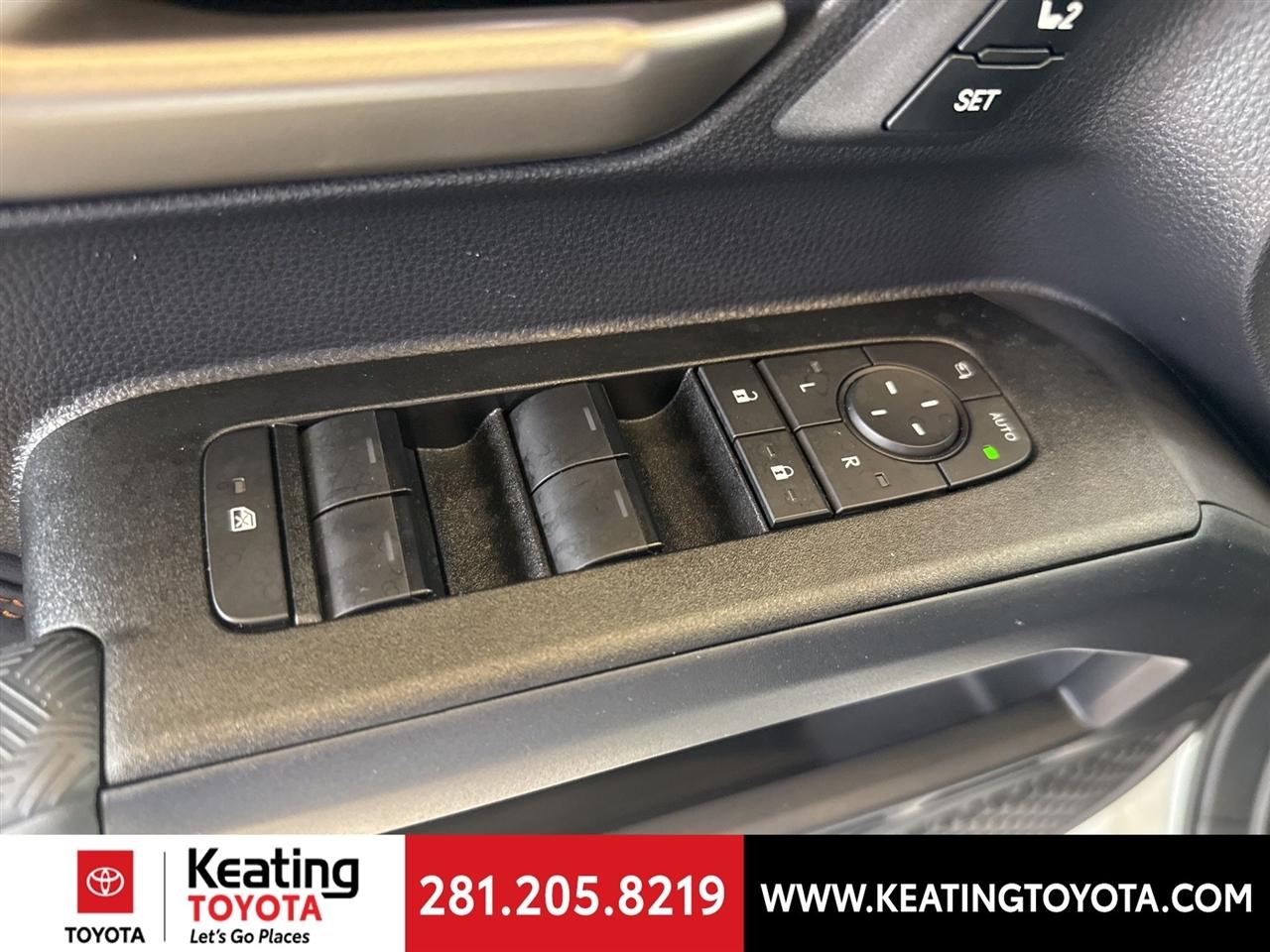 Toyota 4Runner Limited 4WD 2025