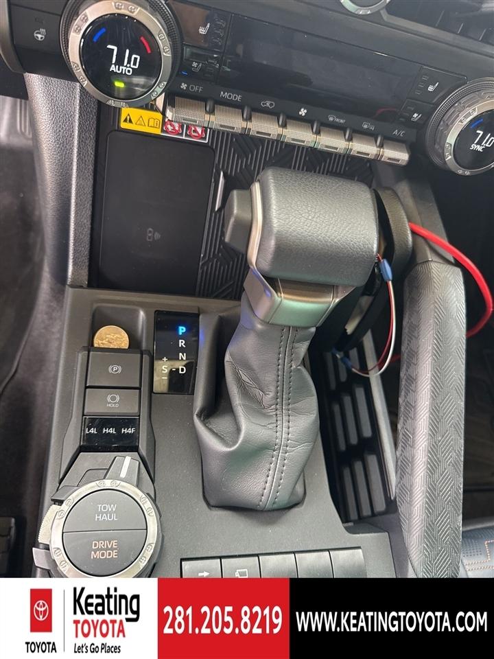 Toyota 4Runner Limited 4WD 2025