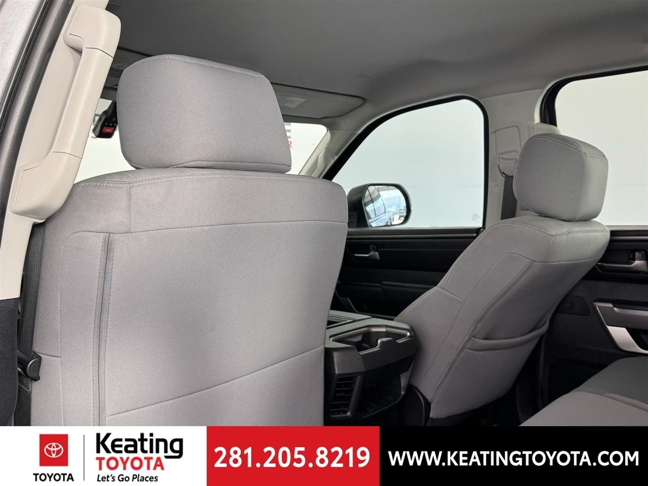 Toyota Tundra SR5 CrewMax 4WD 2023