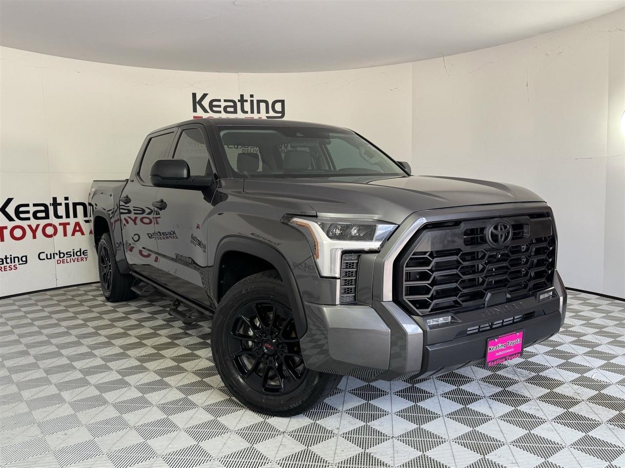 Toyota Tundra SR5 CrewMax 4WD 2023