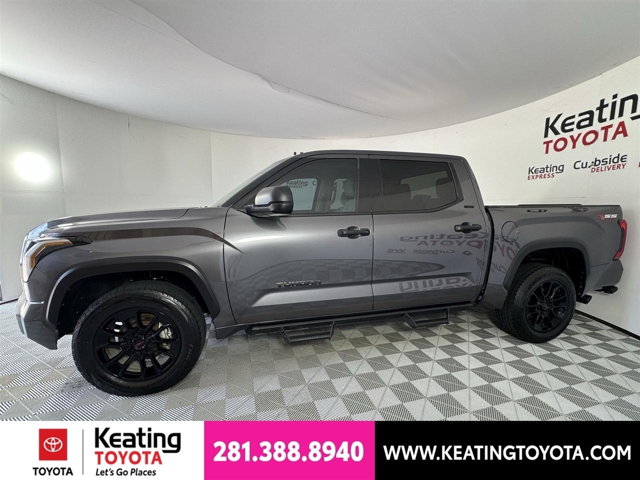 Toyota Tundra SR5 CrewMax 4WD 2023