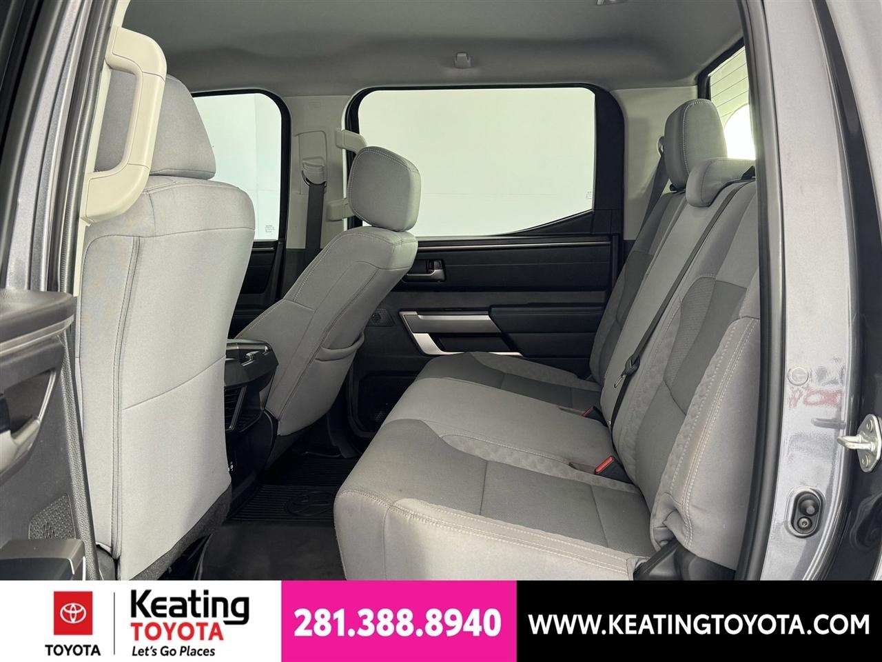 Toyota Tundra SR5 CrewMax 4WD 2023