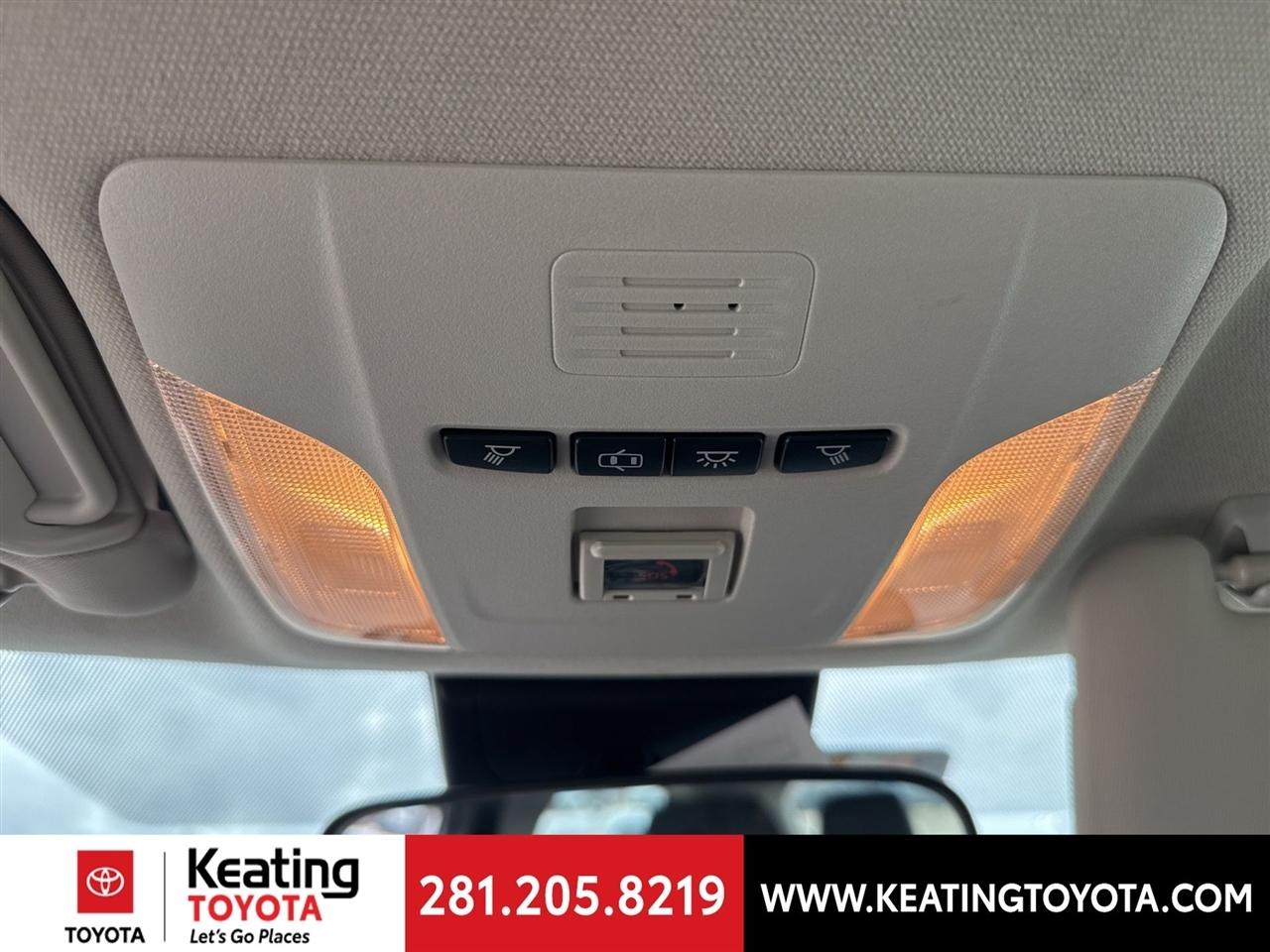 Toyota Corolla LE 2021