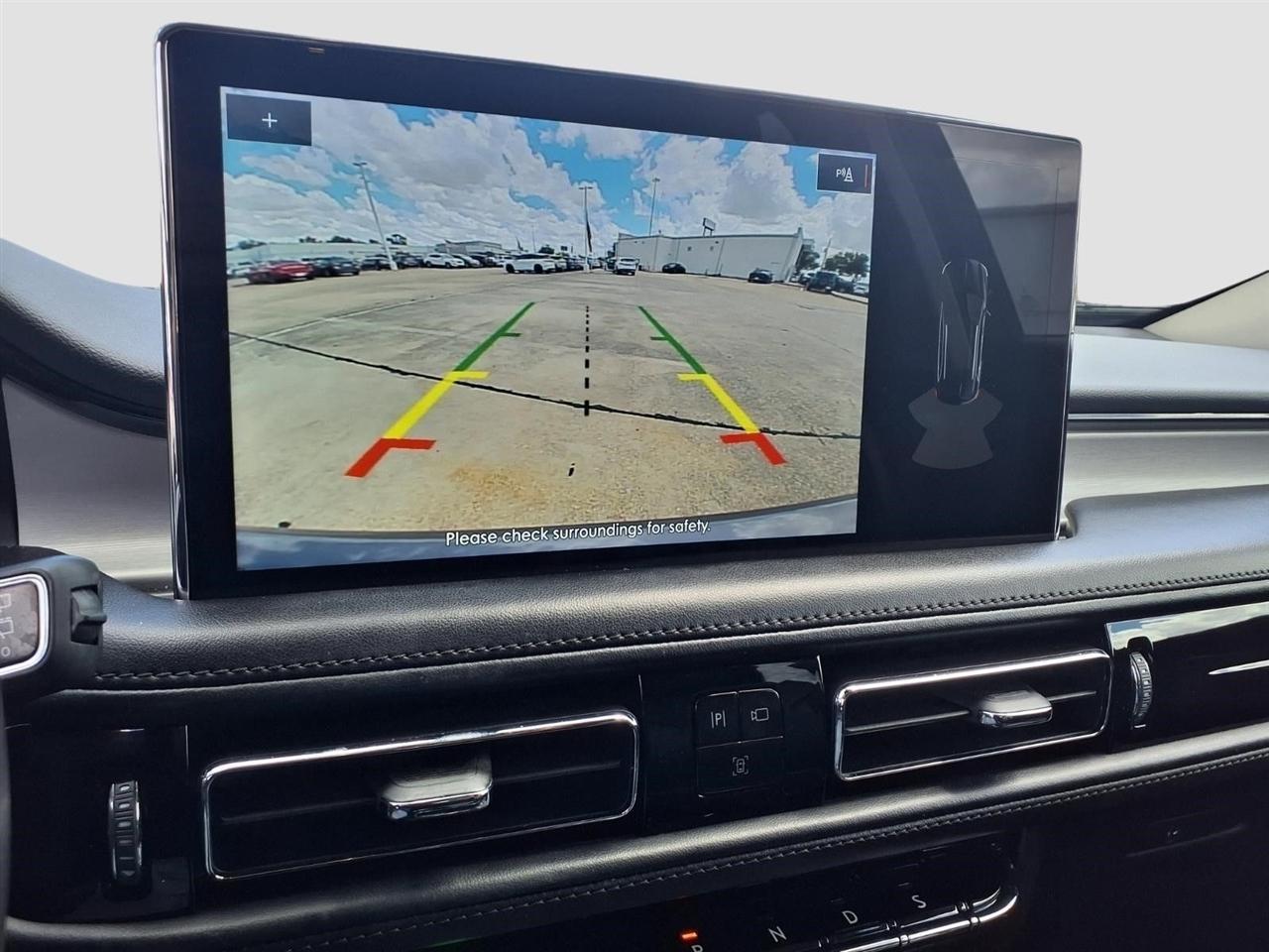 Lincoln Nautilus Base 2022