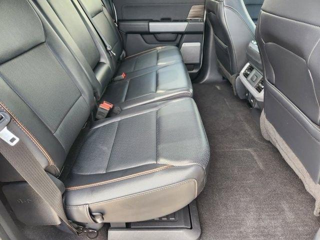 Ford F-150 Lariat SuperCrew 4WD 2024