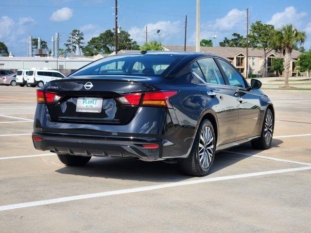Nissan Altima 2.5 SV 2025