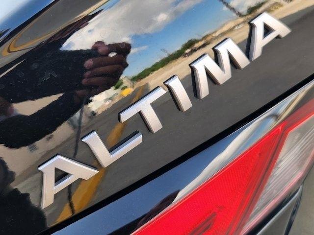 Nissan Altima 2.5 SV 2025