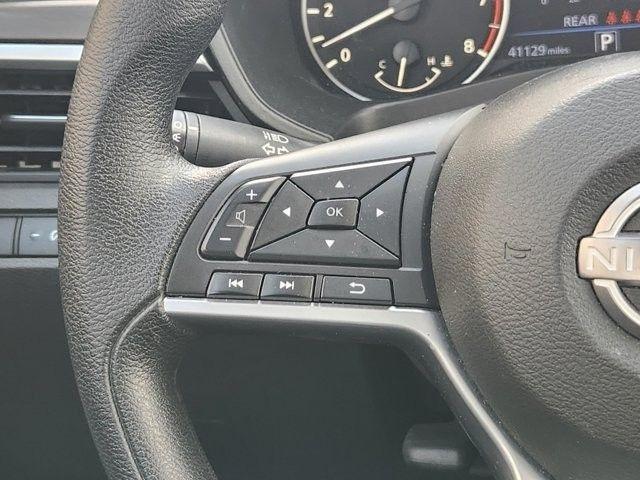 Nissan Altima 2.5 SV 2025