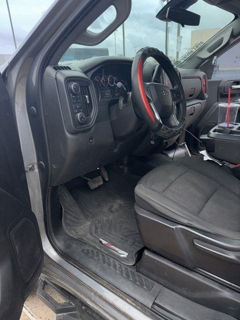 Chevrolet Silverado 1500 Custom Trail Boss Crew Cab Long Box 4WD 2021