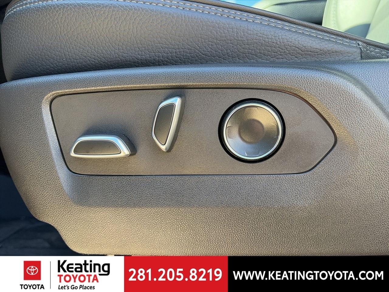 GMC Yukon Denali 4WD 2025