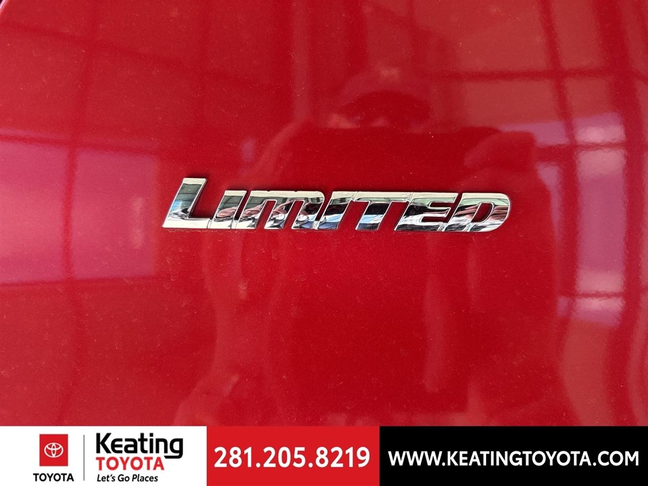 Toyota 4Runner Limited 2WD 2022